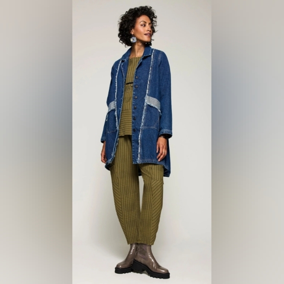 Hinge Jacket - Picture 1 of 3